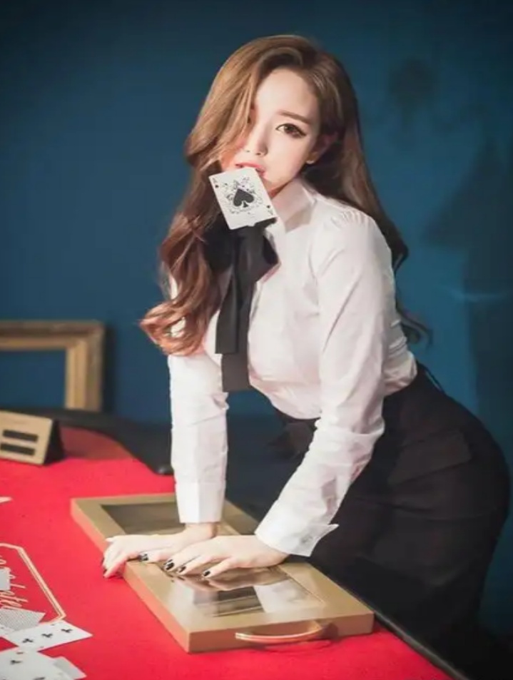 美女4